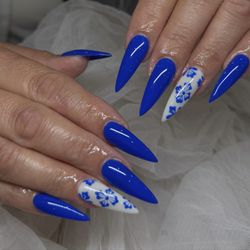 Mint Nail Lounge
