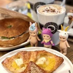 Espresso House - Apple croissant, vegan, Sept 2021