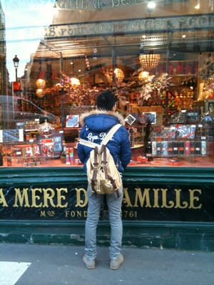 À la Mère de Famille by null