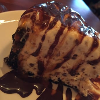 Houlihan's - Carmel Nut crunch ice cream pie - New American Near Me - Springfield, Missouri Houlihan's - Carmel Nut crunch ice cream pie - New American Near Me - Springfield, Missouri