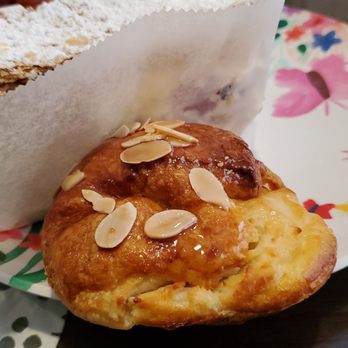 Martha's Country Bakery - disappointinh cheese danish - Bakeries Near Me - Bayside, New York