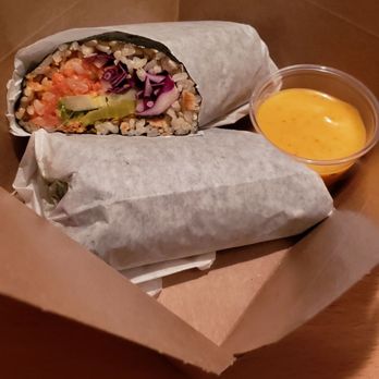 Tai Chi Bubble Tea - Spicy Tuna Sushi Burrito - Bubble Tea Near Me - Tonawanda, New York