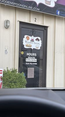 The Wooden Spoon by null