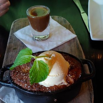 Morrison - Unbelievable Butterscotch Bread Pudding with Vanilla ice cream and caramel sauce - Gastropubs Near Me - Los Angeles, California