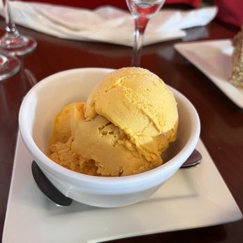 Viva Chile Lindo - Torta Merengue Lucuma - Latin American Near Me - Hollywood, Florida Viva Chile Lindo - Torta Merengue Lucuma - Latin American Near Me - Hollywood, Florida
