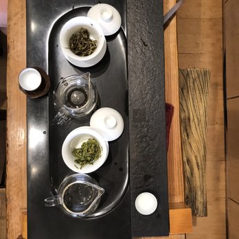 Red Blossom Tea - Tasting (top is jasmine tea, bottom is dragonwell) - Tea Rooms Near Me - San Francisco, California