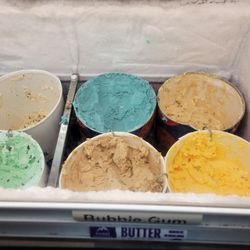 Doss Old Fashion Ice Cream & Grill