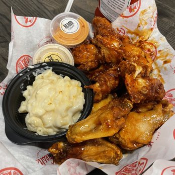 Slim Chickens - 5 and 5 with sweet red chili wings and Korean BBQ tenders with Mac and cheese. - American Near Me - Charlotte, North Carolina Slim Chickens - 5 and 5 with sweet red chili wings and Korean BBQ tenders with Mac and cheese. - American Near Me - Charlotte, North Carolina