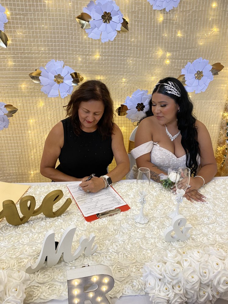 MAYRA PINEDA NOTARY PUBLIC Updated October 2024 28 Photos & 282