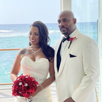 DeAngelos Jewelry - Wedding in Jamaica - Jewelry Near Me - Modesto, California