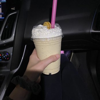 TeeJay's Sweet Tooth - Pumpkin spice Oreo milkshake - Desserts Near Me - Indianapolis, Indiana TeeJay's Sweet Tooth - Pumpkin spice Oreo milkshake - Desserts Near Me - Indianapolis, Indiana