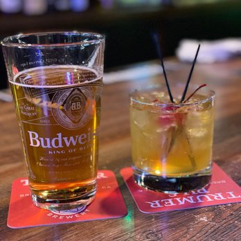 Hard Hat Lounge - a glass of budwei and a drink - Dive Bars Near Me - Las Vegas, Nevada Hard Hat Lounge - a glass of budwei and a drink - Dive Bars Near Me - Las Vegas, Nevada
