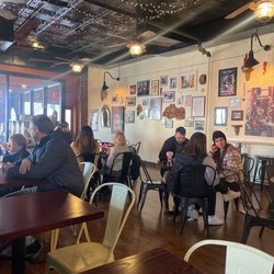 Red Hare Brewing & Distilling - Inside of establishment