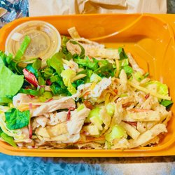Wildflower - Oriental chicken salad