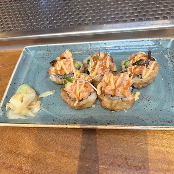 TownHall - Salmon Sushi - New American Near Me - Cleveland, Ohio TownHall - Salmon Sushi - New American Near Me - Cleveland, Ohio