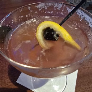 The Elevator Brewery and Draught Haus - Pink Diamond cocktail - Breweries Near Me - Columbus, Ohio