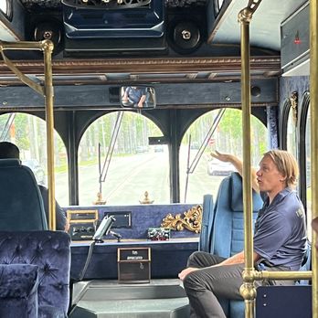 The Parlor Car Trolley - Paul our tour guide is very knowledgeable! Great guy! - Party Bus Rentals Near Me - Los Angeles, California