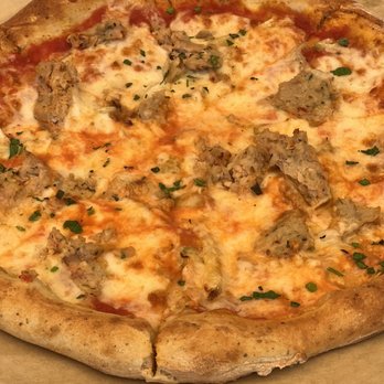 True Food Kitchen - Sausage pizza - New American Near Me - Phoenix, Arizona True Food Kitchen - Sausage pizza - New American Near Me - Phoenix, Arizona