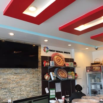 Premium Sweets - the interior of a fast food restaurant - Desserts Near Me - Scarborough, Ontario Premium Sweets - the interior of a fast food restaurant - Desserts Near Me - Scarborough, Ontario
