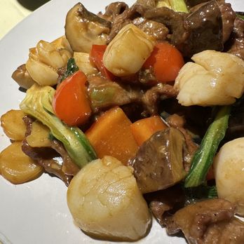 Yu's Mandarin - Chinese Near Me - Vernon Hills, Illinois