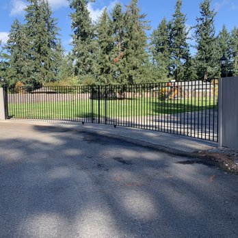 The Cedar Builder - 44' Radius gate - General Contractors Near Me