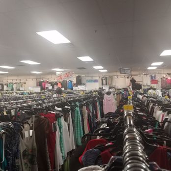 Famous Brands - Men's Clothing Near Me - Astoria, New York