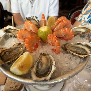 Au Pied de Cochon - Seafood Near Me - Paris, 75 Au Pied de Cochon - Seafood Near Me - Paris, 75