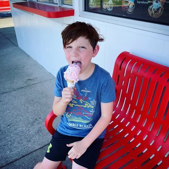 Bruster's Real Ice Cream - Cotton Candy ice cream cone - Ice Cream & Frozen Yogurt Near Me - Nicholasville, Kentucky Bruster's Real Ice Cream - Cotton Candy ice cream cone - Ice Cream & Frozen Yogurt Near Me - Nicholasville, Kentucky