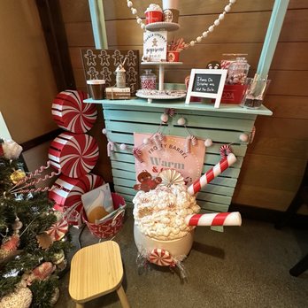 The Frosty Barrel - Decor - Ice Cream & Frozen Yogurt Near Me - Newcastle, Washington The Frosty Barrel - Decor - Ice Cream & Frozen Yogurt Near Me - Newcastle, Washington