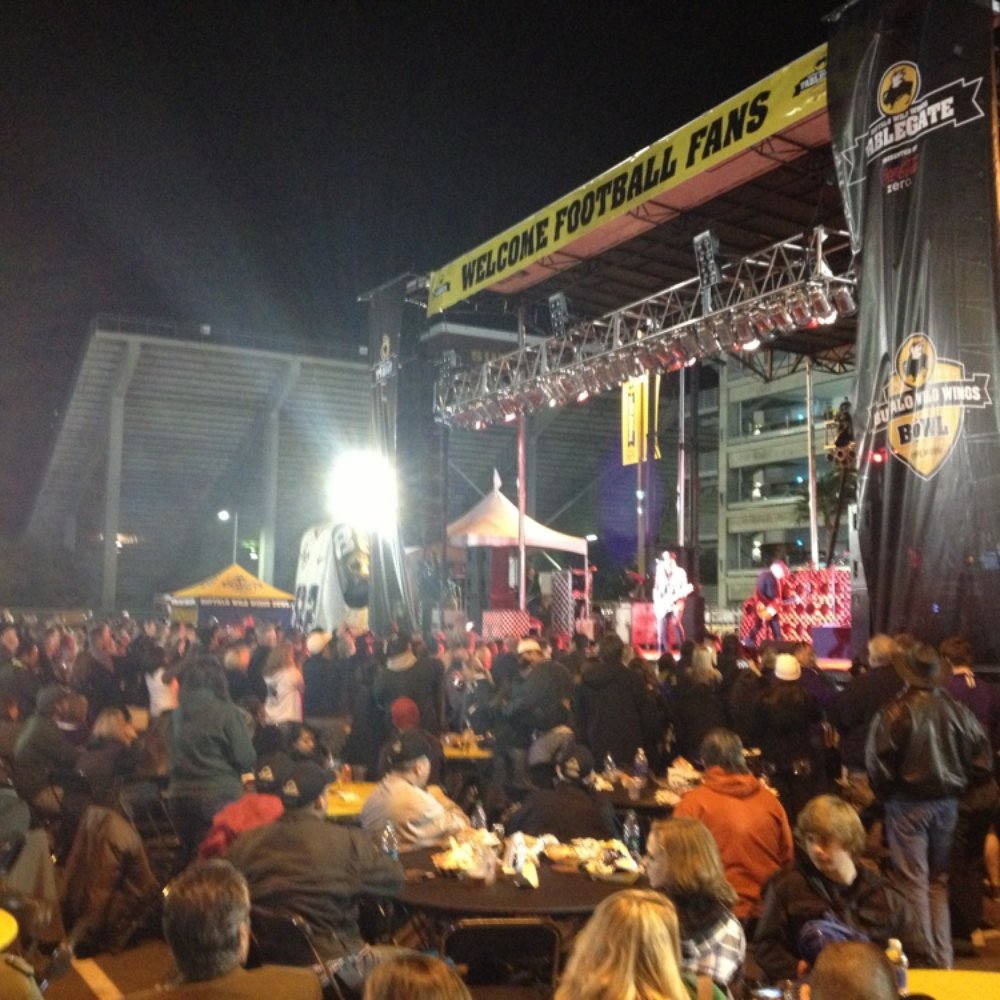 Mountain America Stadium - Cheap Trick @ Buffalo Wild Wings Bowl Tablegate - Stadiums & Arenas Near Me - Tempe, Arizona Mountain America Stadium - Cheap Trick @ Buffalo Wild Wings Bowl Tablegate - Stadiums & Arenas Near Me - Tempe, Arizona