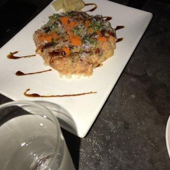 Jade Eatery And Lounge - Sushi pizza - Asian Fusion Near Me - Forest Hills, New York