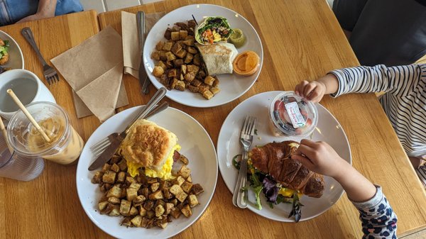 Courageous ELMHURST by null