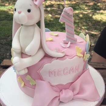 Edda's Cake Designs - Just beautiful - Bakeries Near Me - Miami, Florida Edda's Cake Designs - Just beautiful - Bakeries Near Me - Miami, Florida