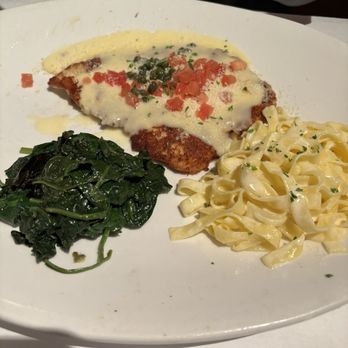 BrickTop's - Chicken Milanese with spinach and alfredo - New American Near Me - Nashville, Tennessee BrickTop's - Chicken Milanese with spinach and alfredo - New American Near Me - Nashville, Tennessee