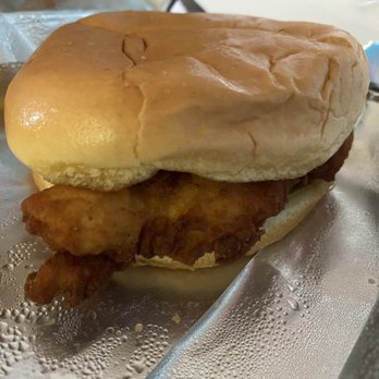Chick-fil-A - Chicken sandwich $6~ - Fast Food Near Me - Honolulu, Hawaii