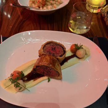 Gordon Ramsay Steak - Beef Wellington and lobster tail Mac n cheese. - Steakhouses Near Me - Las Vegas, Nevada Gordon Ramsay Steak - Beef Wellington and lobster tail Mac n cheese. - Steakhouses Near Me - Las Vegas, Nevada