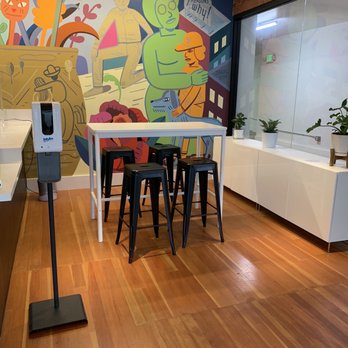 Abanico Coffee Roasters - Indoor sitting - Coffee Roasteries Near Me - San Francisco, California Abanico Coffee Roasters - Indoor sitting - Coffee Roasteries Near Me - San Francisco, California