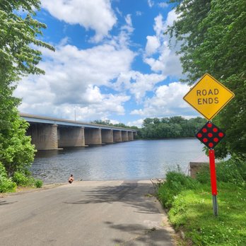 Bissell Bridge Boat Launch - Boating Near Me - Windsor, Connecticut Bissell Bridge Boat Launch - Boating Near Me - Windsor, Connecticut
