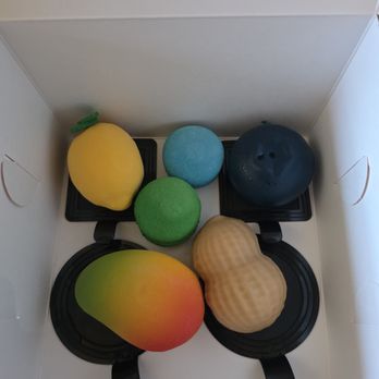 Erik’s Sweet Creations - Bakeries Near Me - Burbank, California