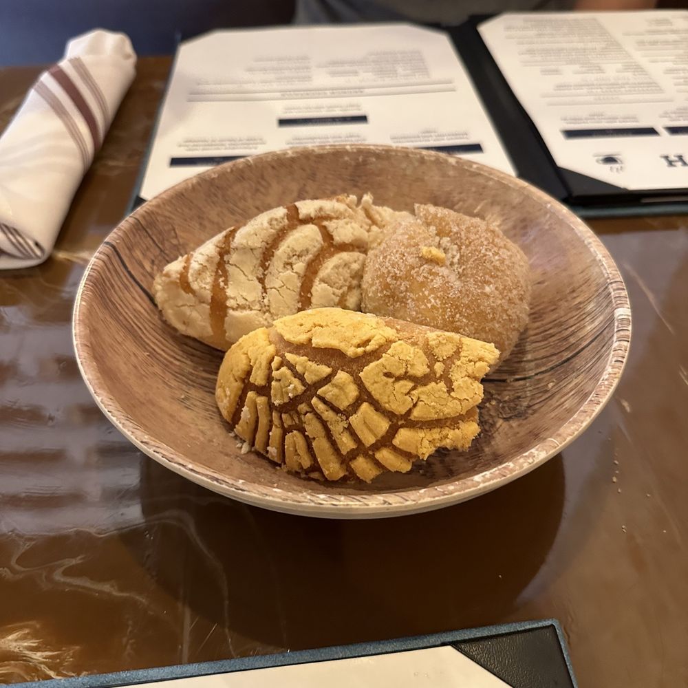 Barrio Eats & Drinks - Pan dulce - Mexican Near Me - El Paso, Texas Barrio Eats & Drinks - Pan dulce - Mexican Near Me - El Paso, Texas