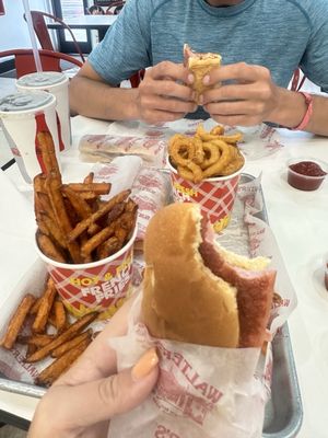 Walter's Hot Dogs by null