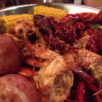 Cajun Kitchen - Crawfish, crab legs and shrimp - Cajun/Creole Near Me - Houston, Texas