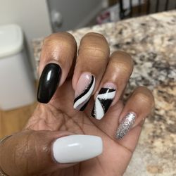 Nail City of Mandarin - Coffin shaped black & white