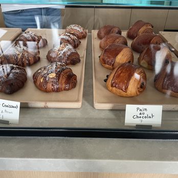Louma Bakery - Coffee & Tea Near Me - Santa Monica, California