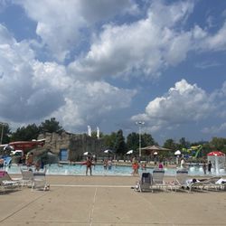 Rolling Hills Water Park