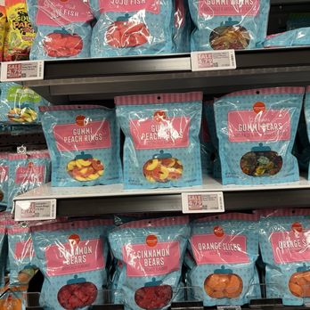 Schnucks Lindenwood - Candies - Grocery Near Me - St. Charles, Missouri