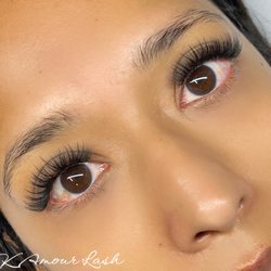 K AMOUR LASH & HAIR - Wispy Hybrid DollEye