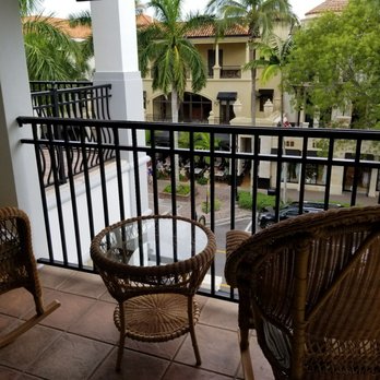 Inn on Fifth - Balcony facing 5th Avenue downtown - Hotels Near Me - Naples, Florida