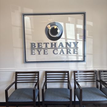 Bethany Eye Care - Waiting Room - Optometrists Near Me - Bethany, Oklahoma