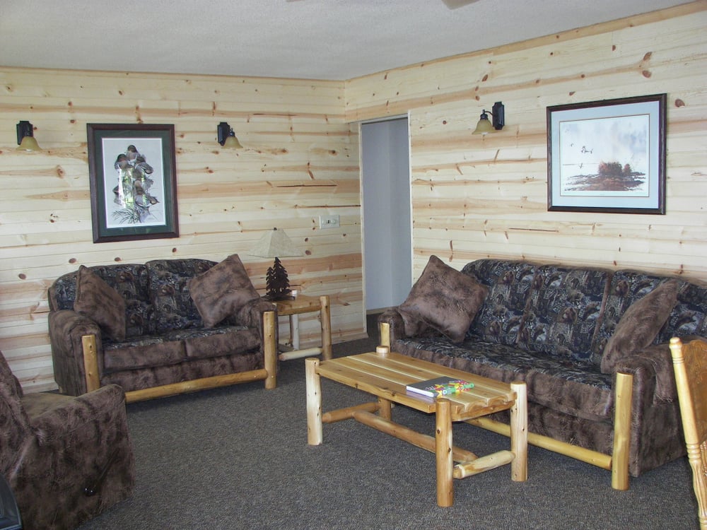 OAKEN BUCKET RESORT Updated August 2024 18 Photos 4063 Maple Leaf Dr, Rhinelander